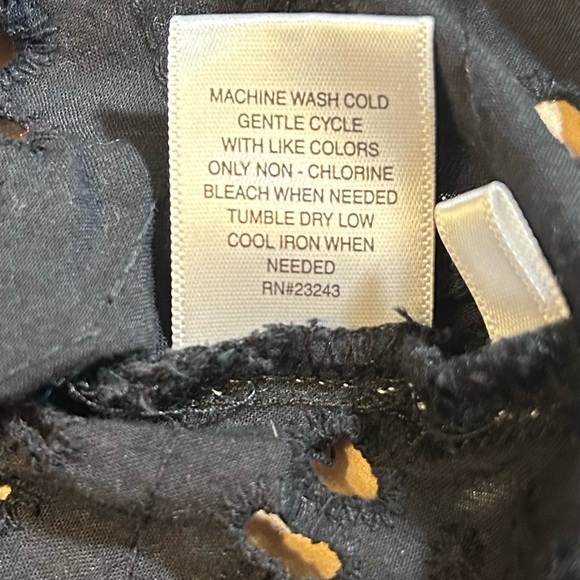 New York & Co Blake Eyelet 3/4 Sleeve Top - Picture 7 of 11